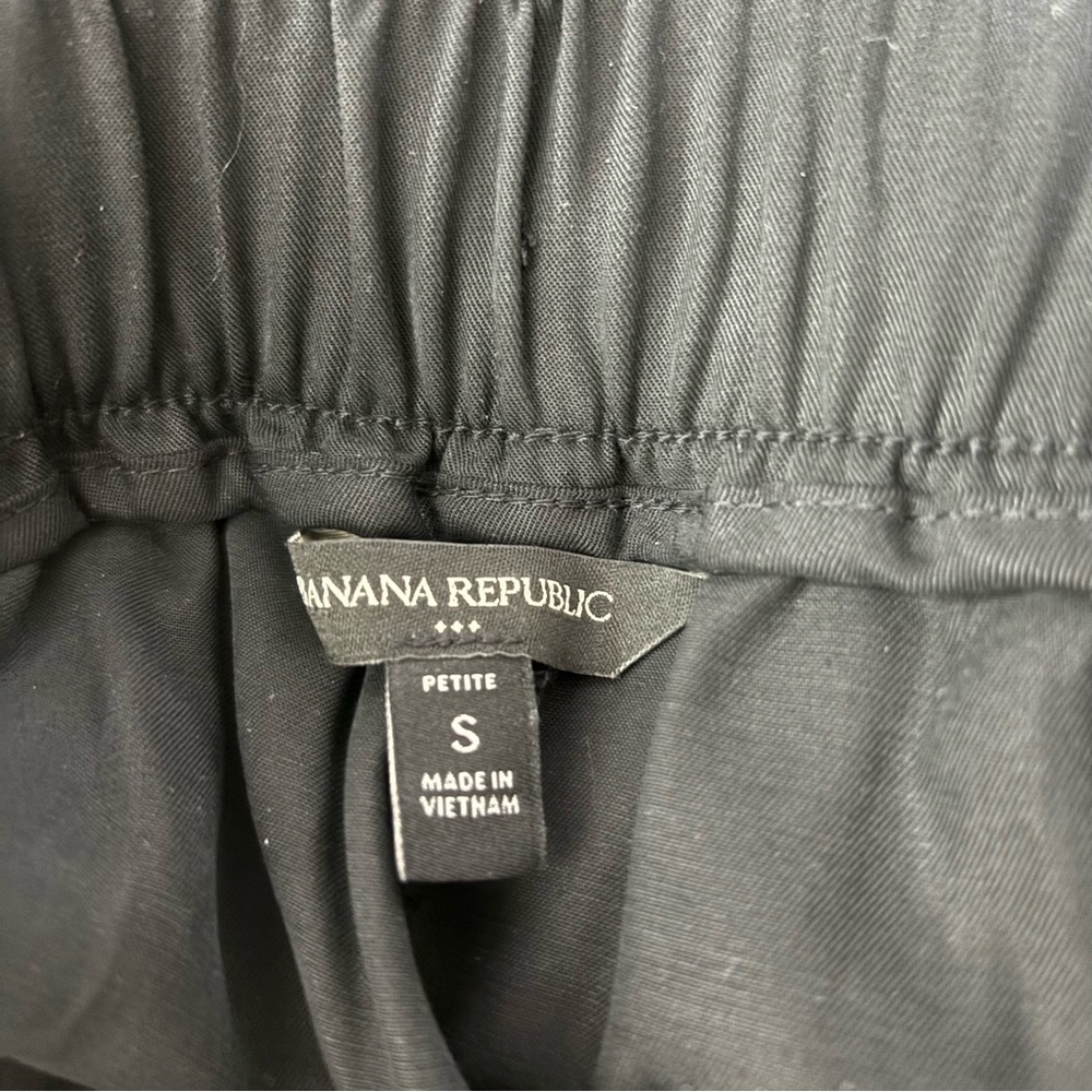 Banana Republic Women's Black Tencel Cargo Joggers Size Small Petite - Picture 9 of 12
